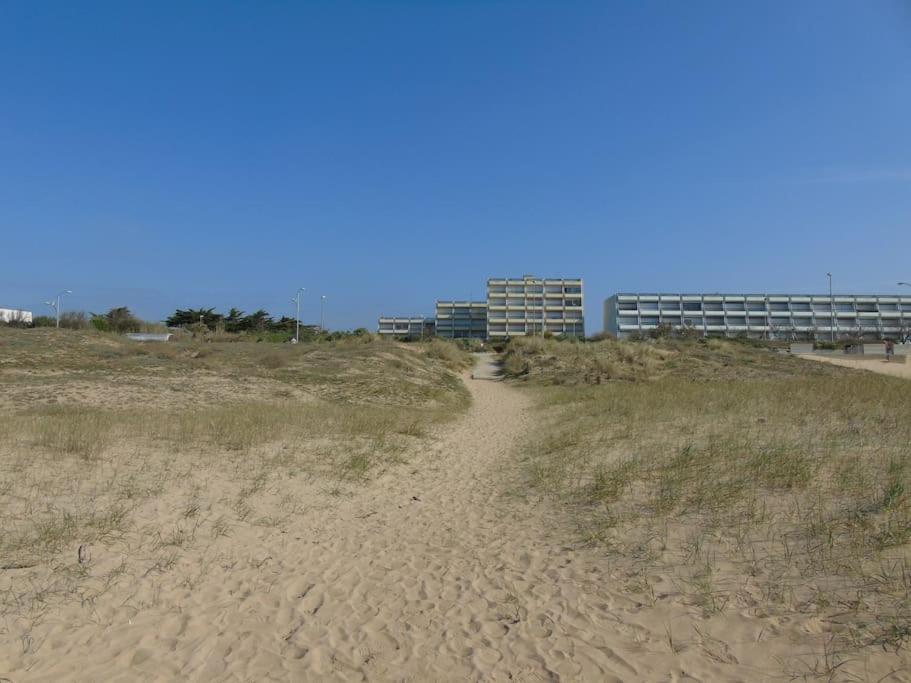 Bel Appartement Au Bord De L'Ocean Saint-Jean-de-Monts Exterior photo
